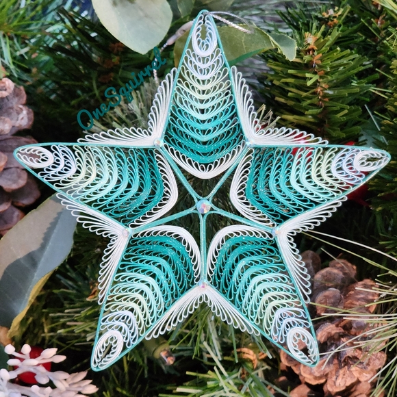 Handmade by me, lightweight, turquoise ombre paper star Christmas ornament - Picture 1 of 2